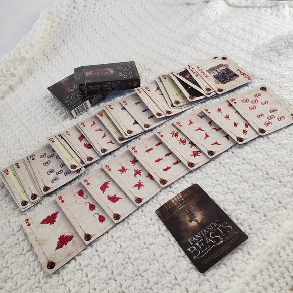 Fantastic Beasts Playing Cards - 2 Decks - Picture 2 of 2